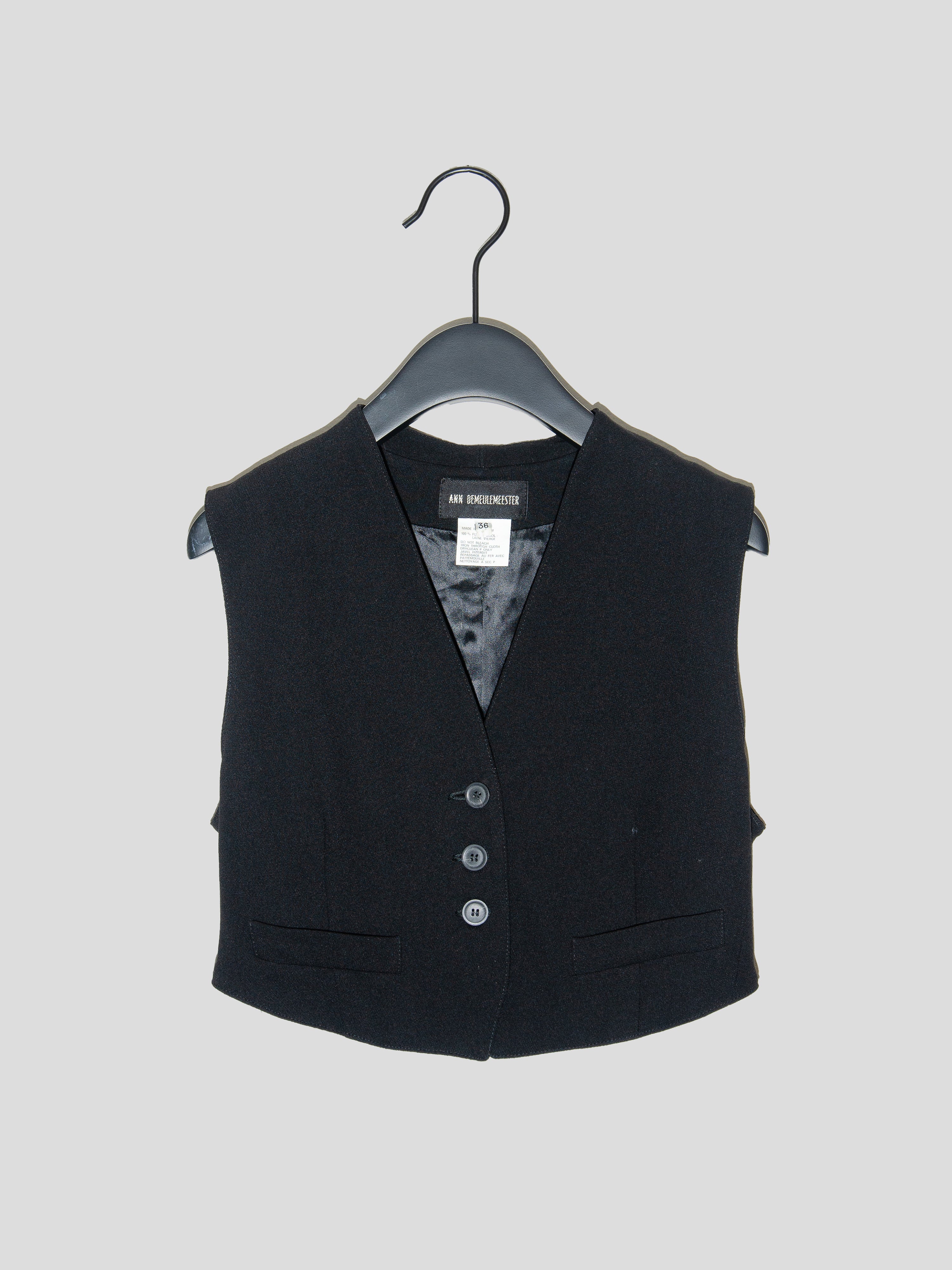 AW94 Cummerbund Vest