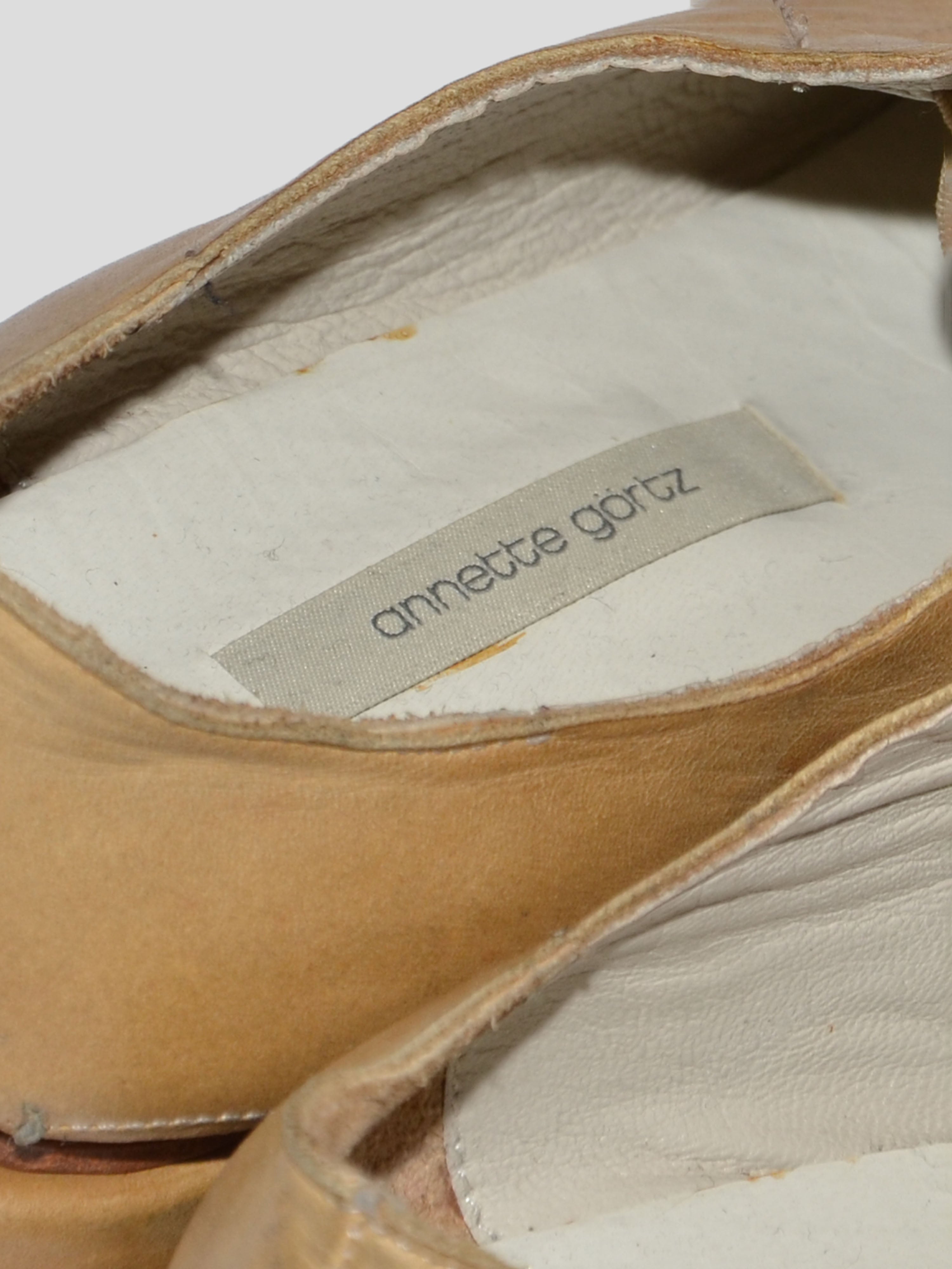 Angled Toe Derby