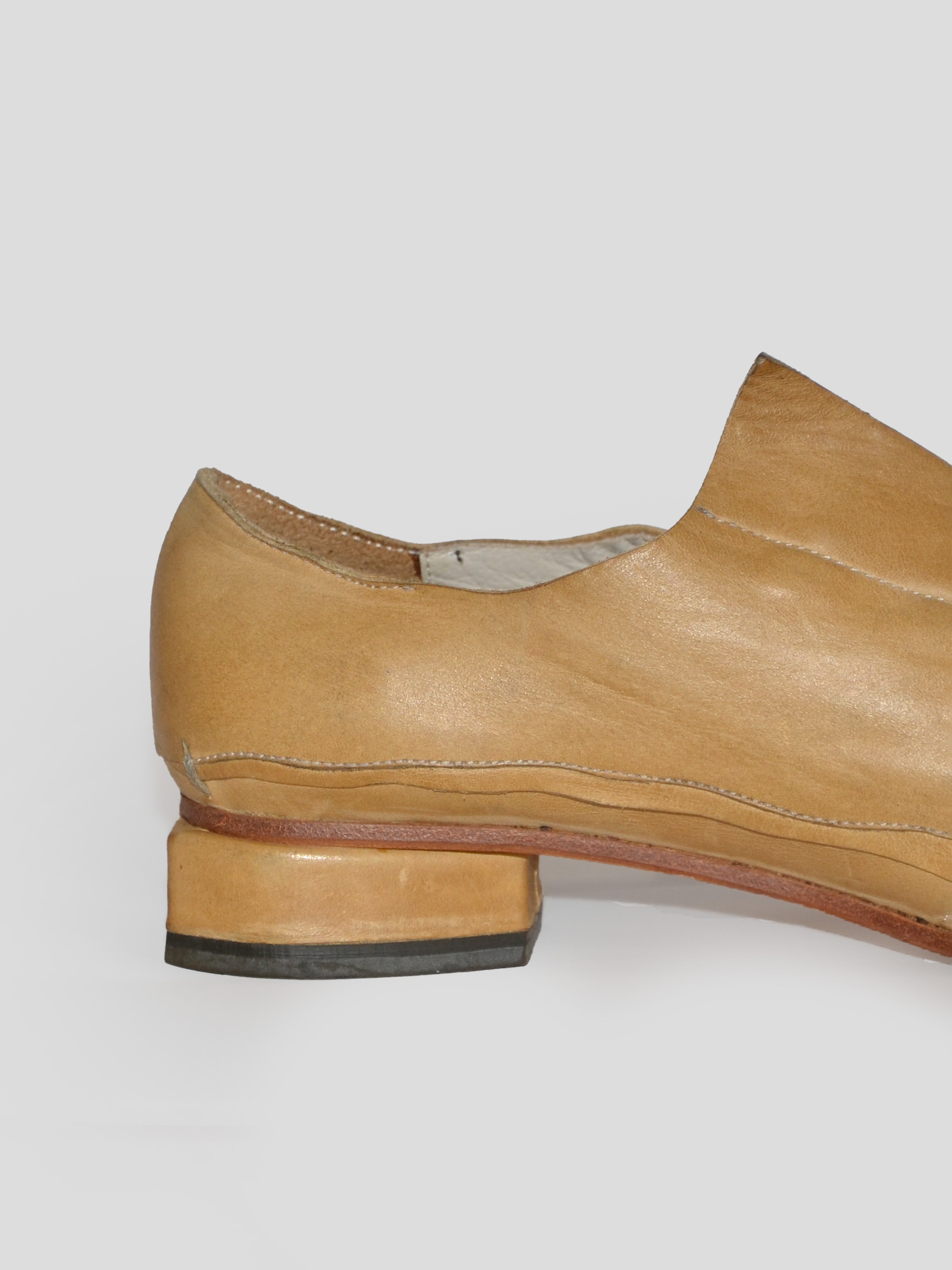 Angled Toe Derby