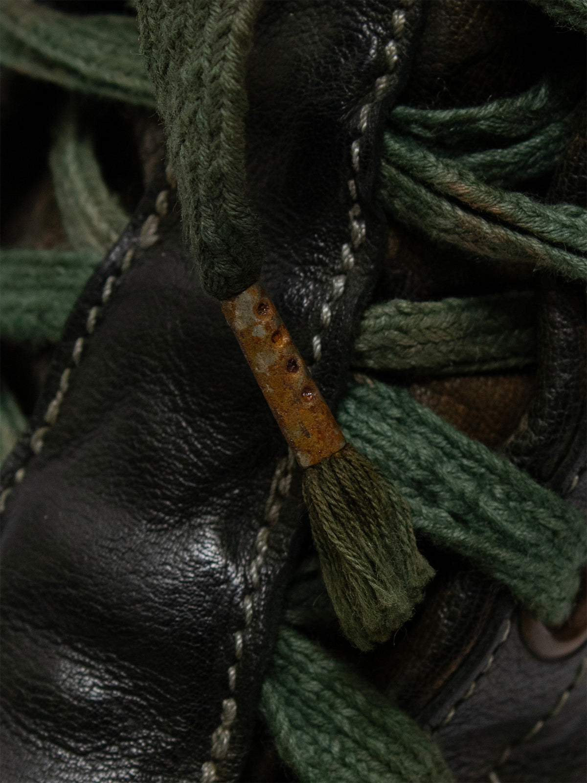 AM/2525 Kangaroo Leather Drip Sneakers