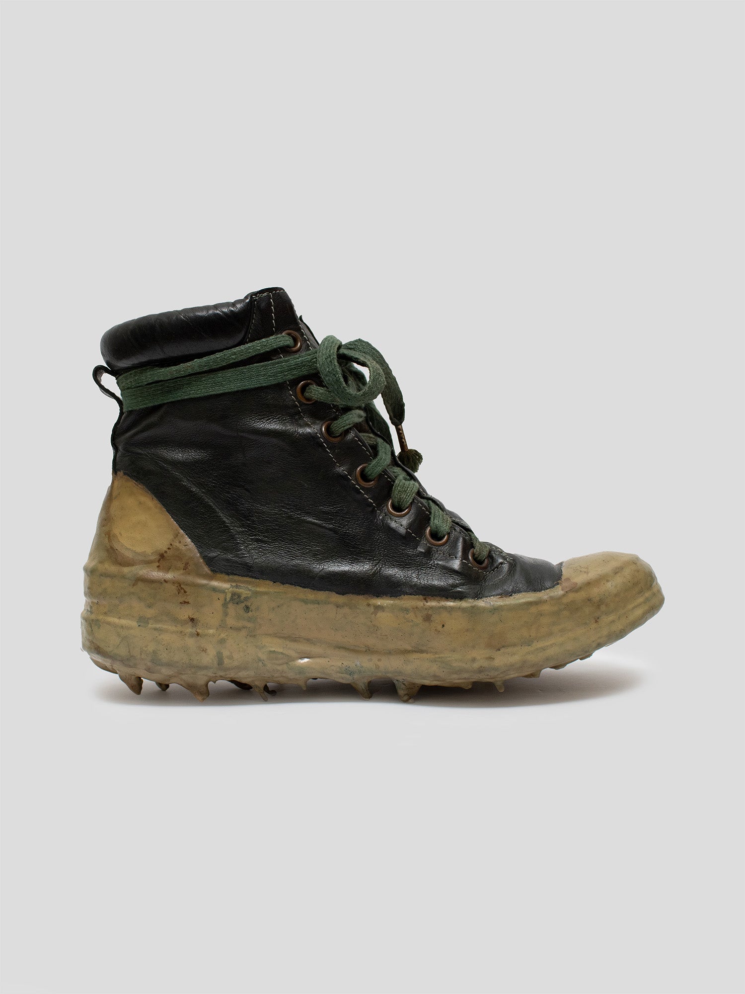 AM/2525 Kangaroo Leather Drip Sneakers