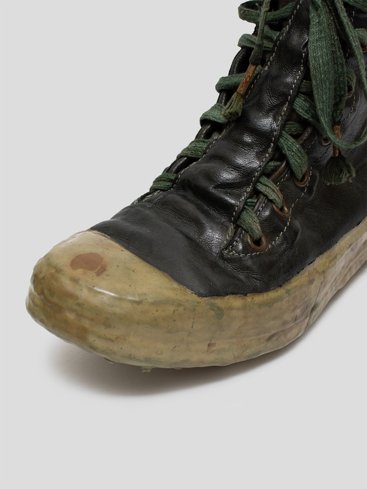 AM/2525 Kangaroo Leather Drip Sneakers