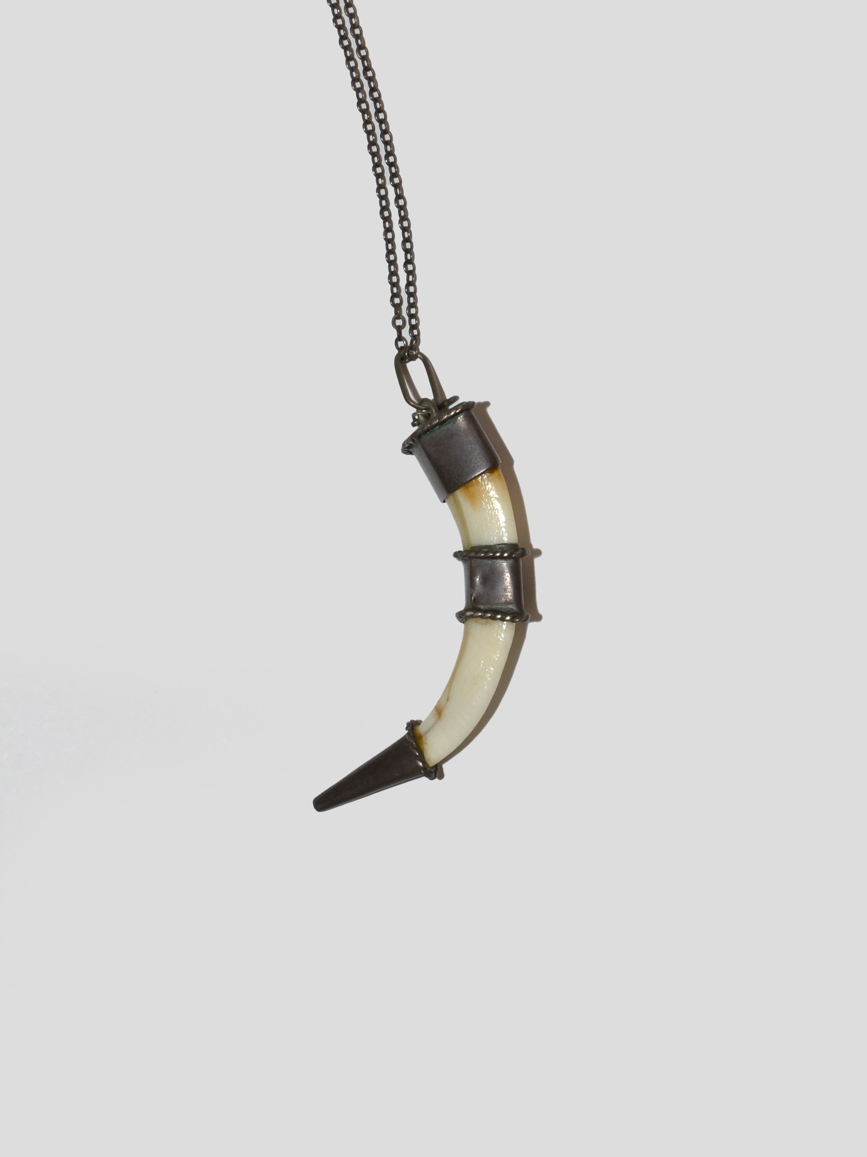 0044 Tooth Cross Necklace
