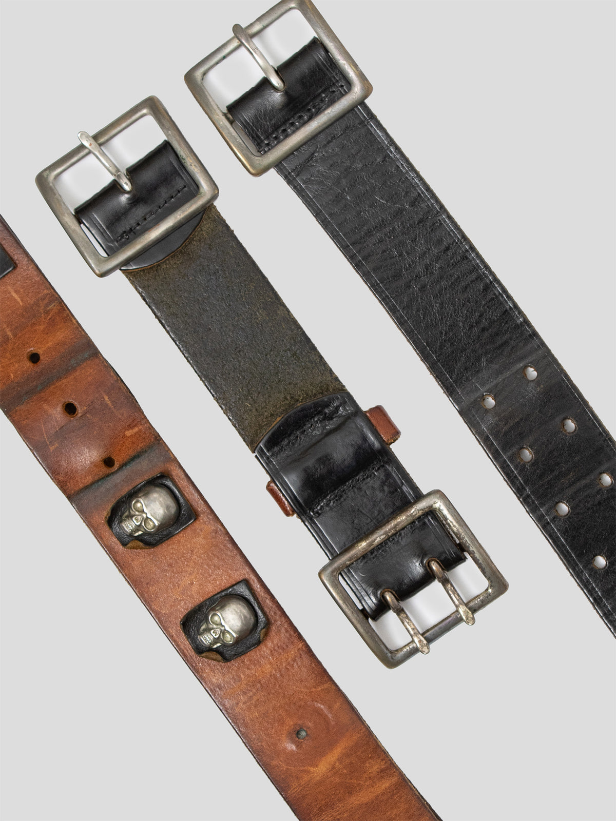 Skull-Embellished Leather Belt