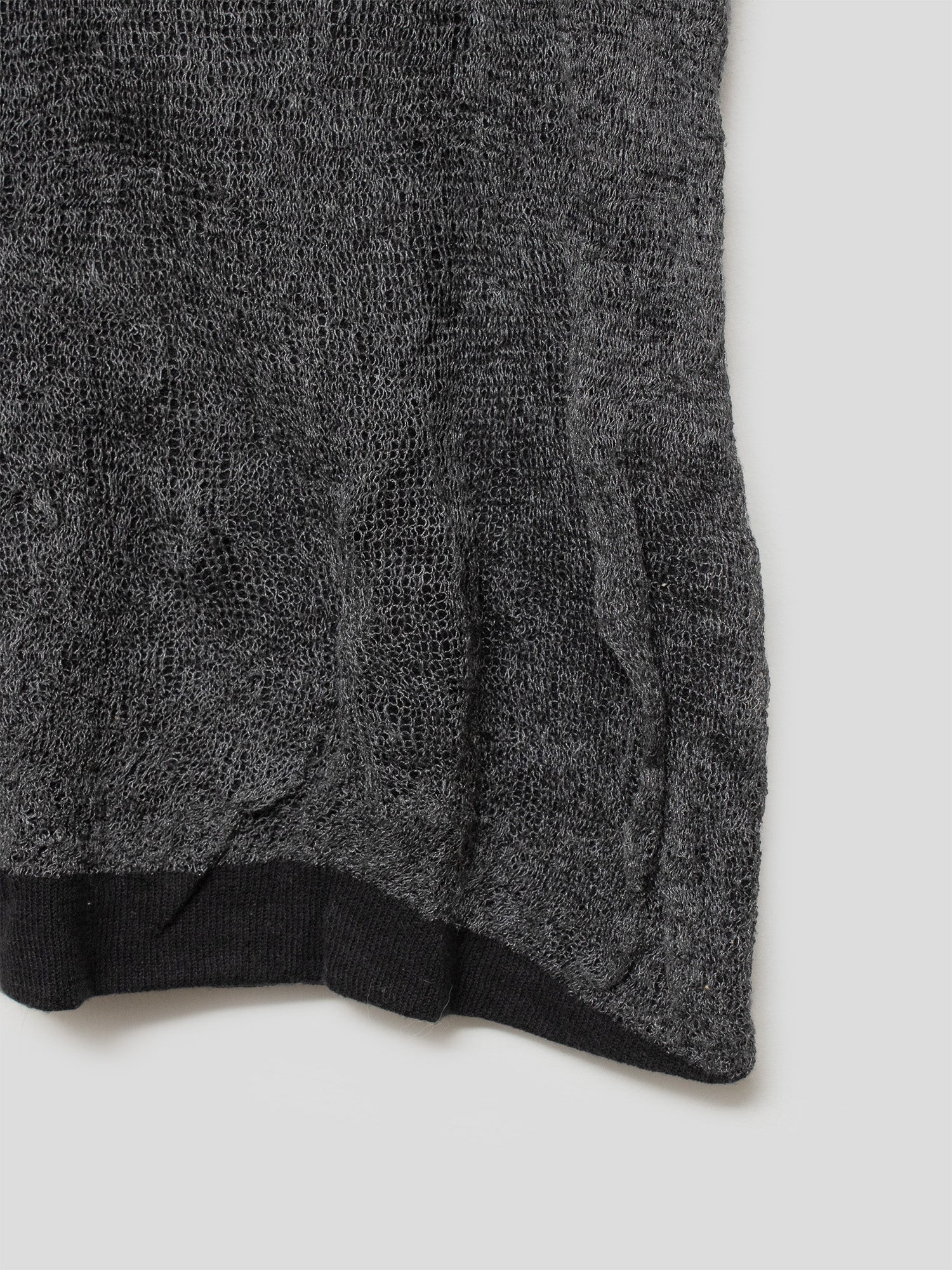 SS05 Metal-Mesh Layered Vest