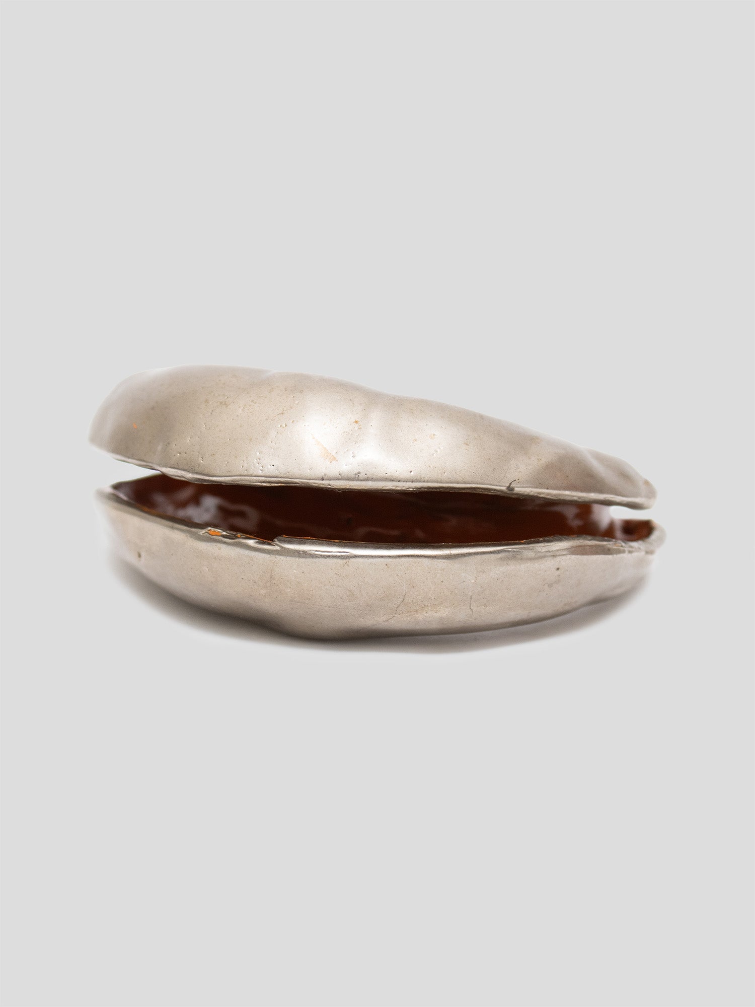 Sculpted Clamshell Bangle