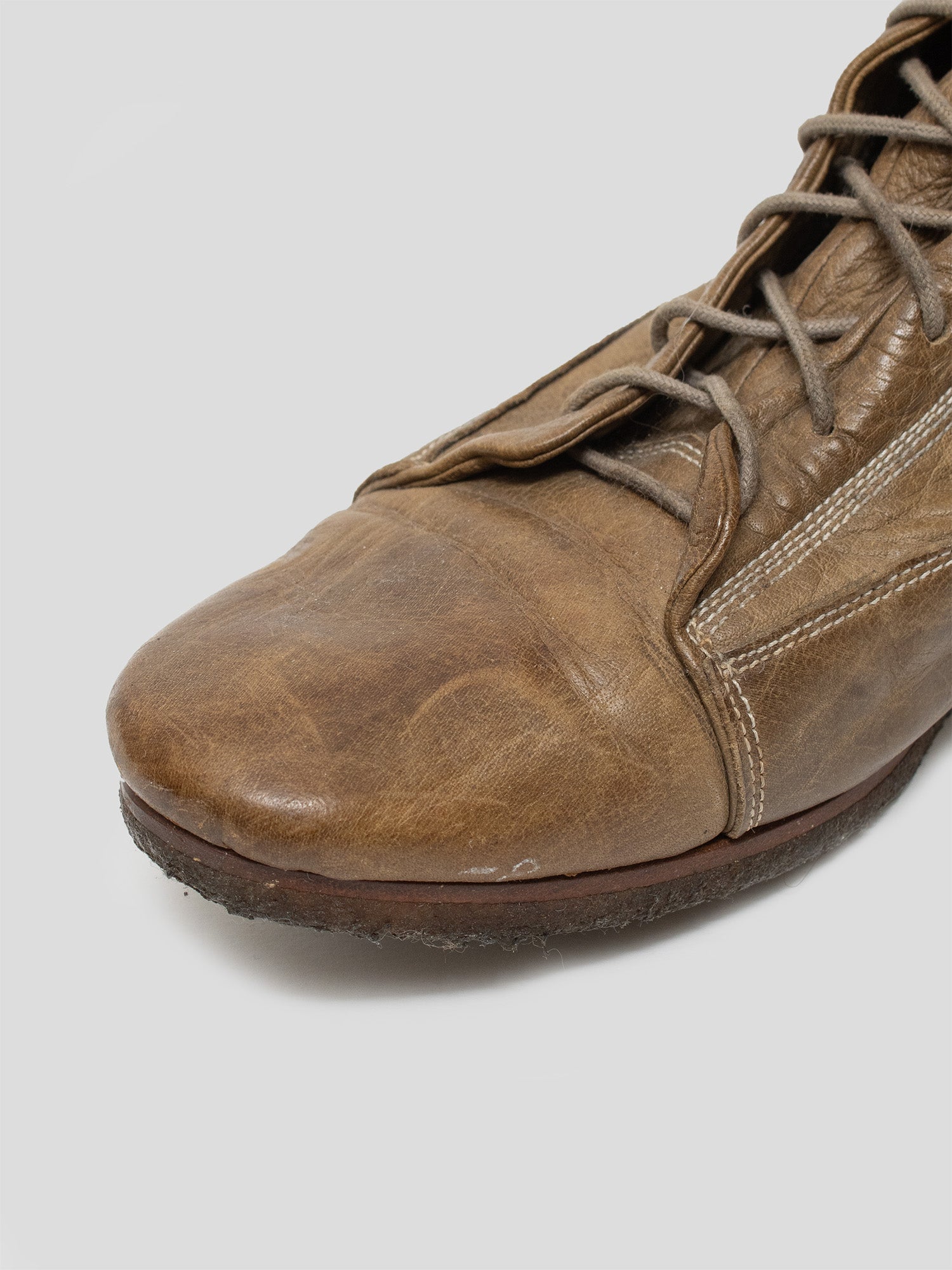 2000s Leather Boxing Shoes