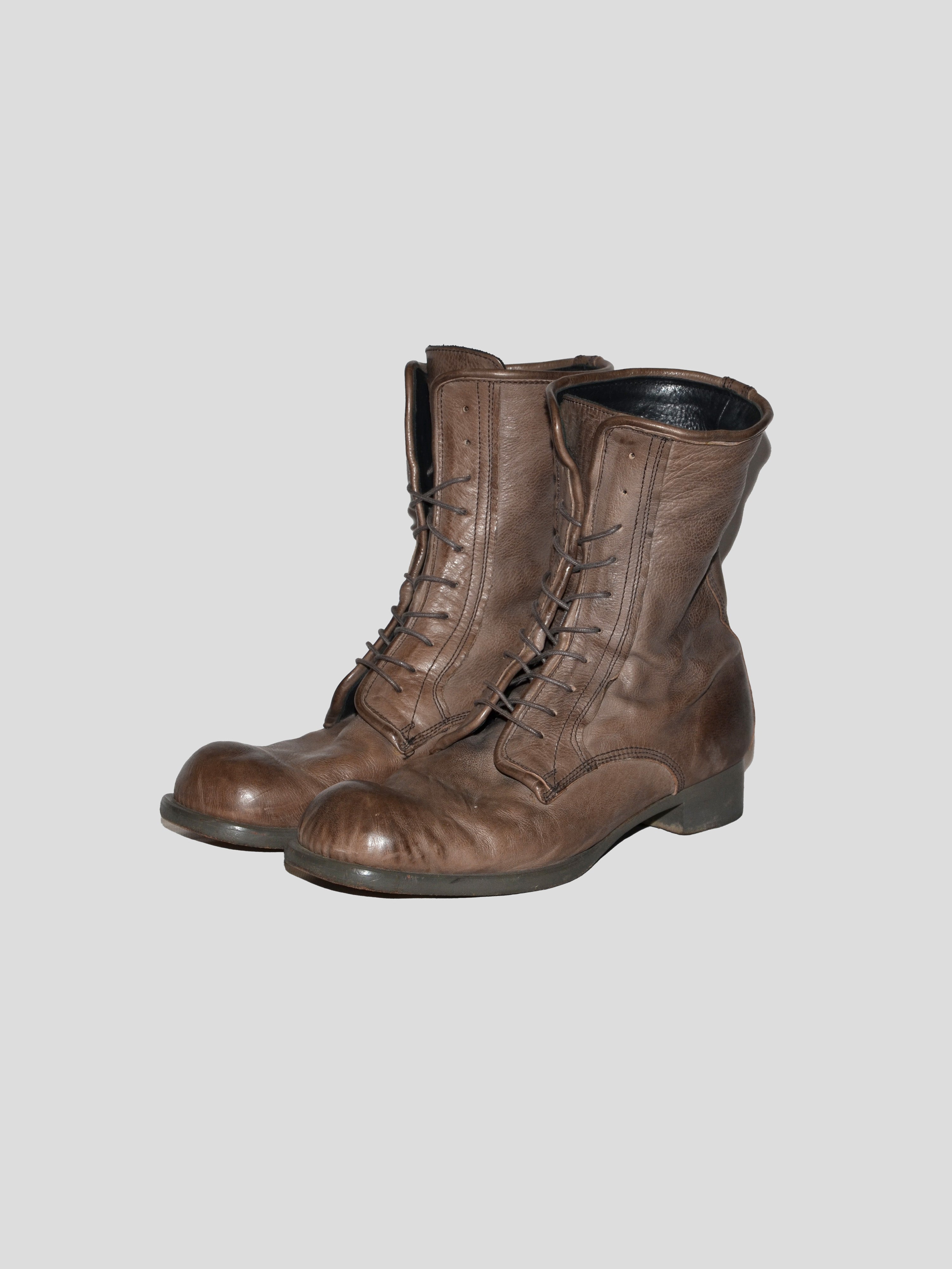 2000s Metal-wired Boots