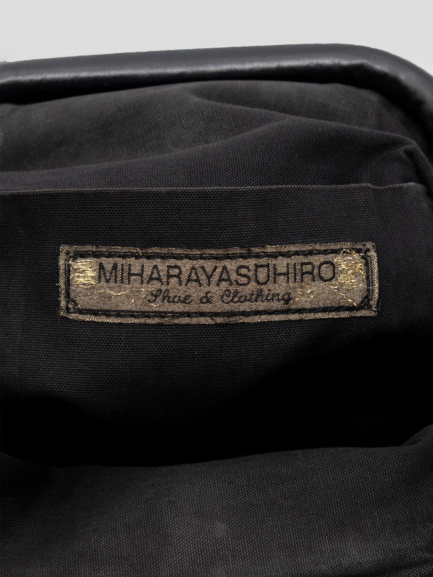 2000s Pyramid Leather Should Bag