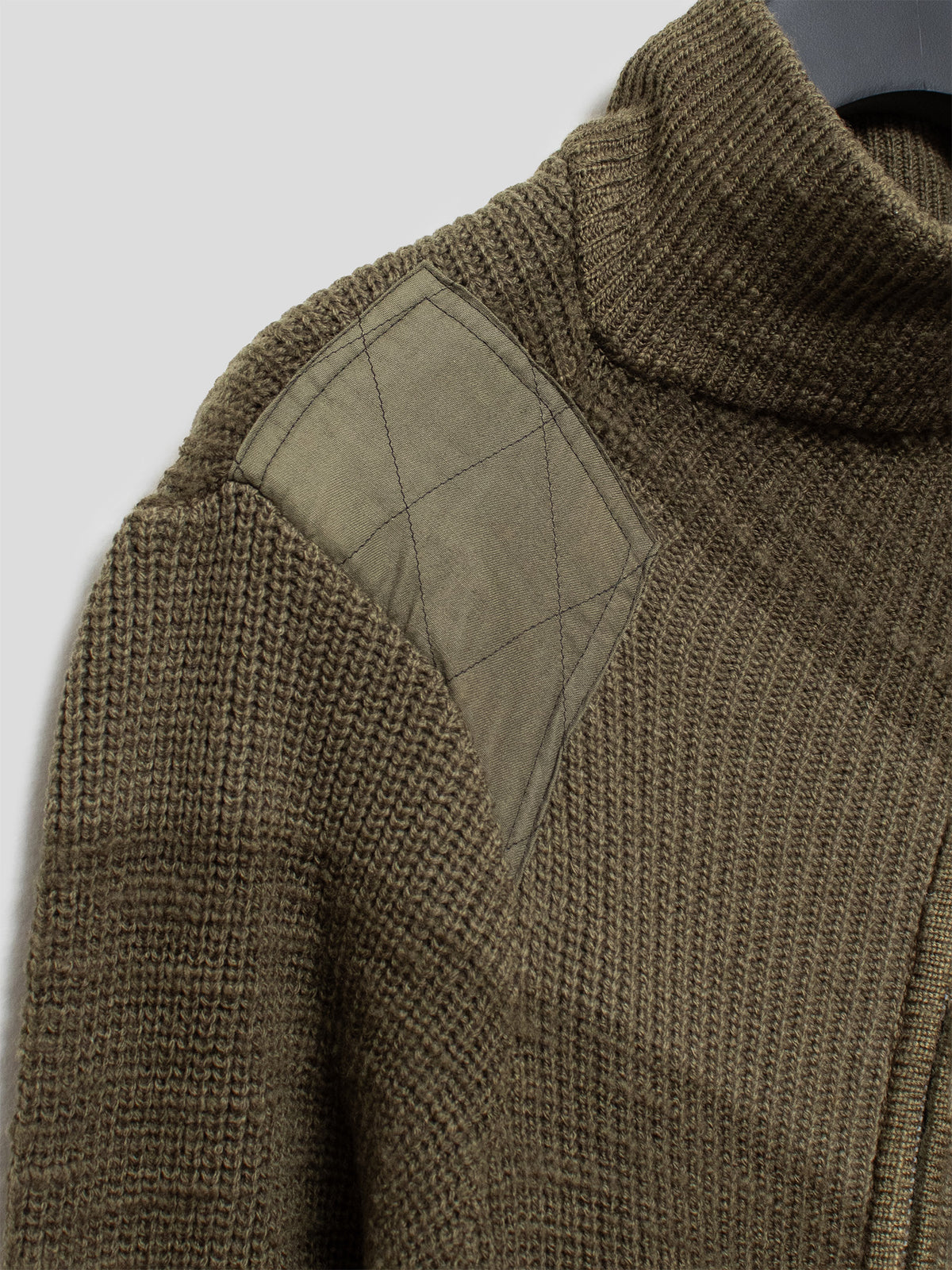 AW04 Twisted Zip-Up Sweater