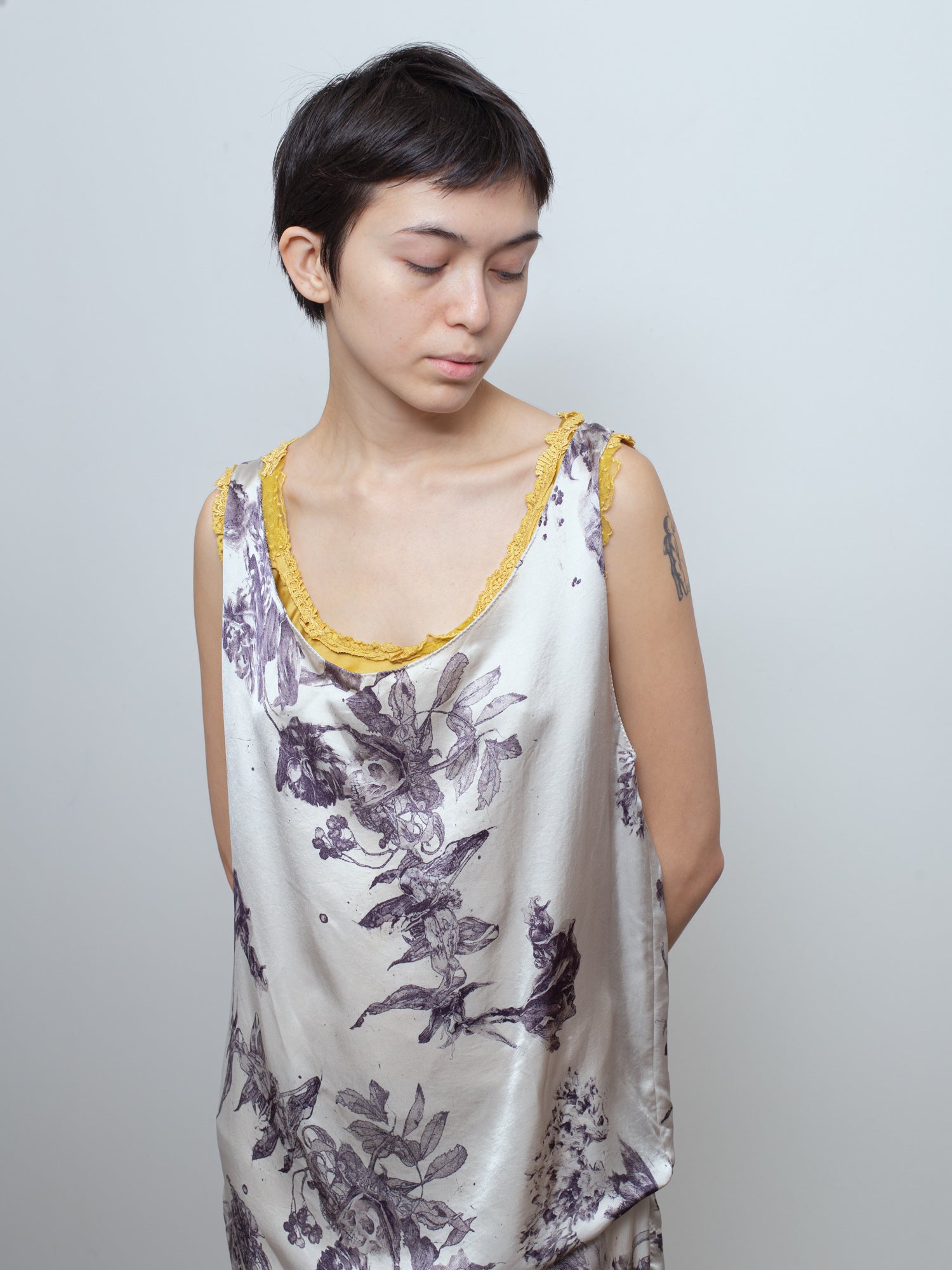 SS05 Lace Trim Floral Dress