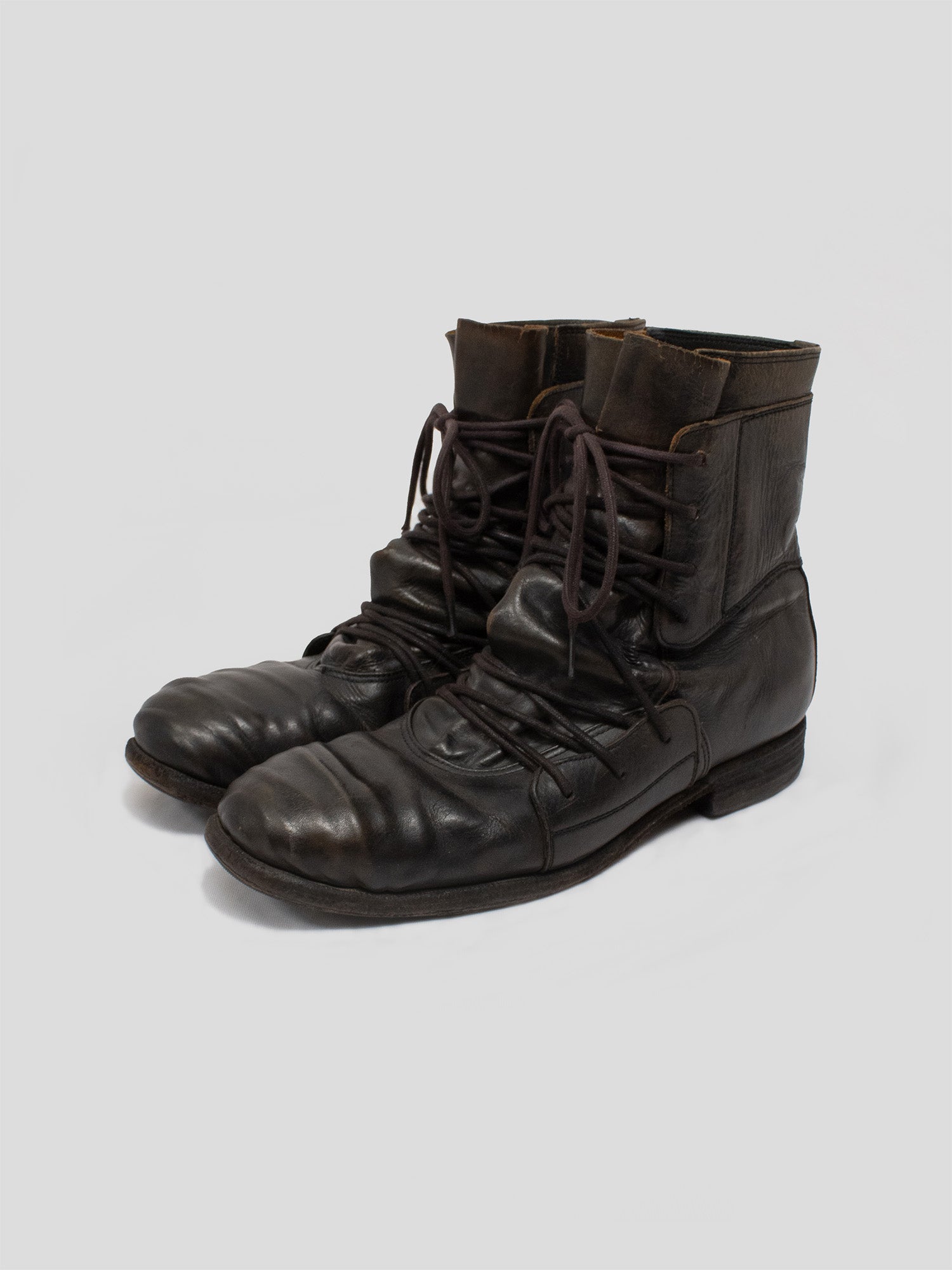 2000s Wrinkled Leather Boots