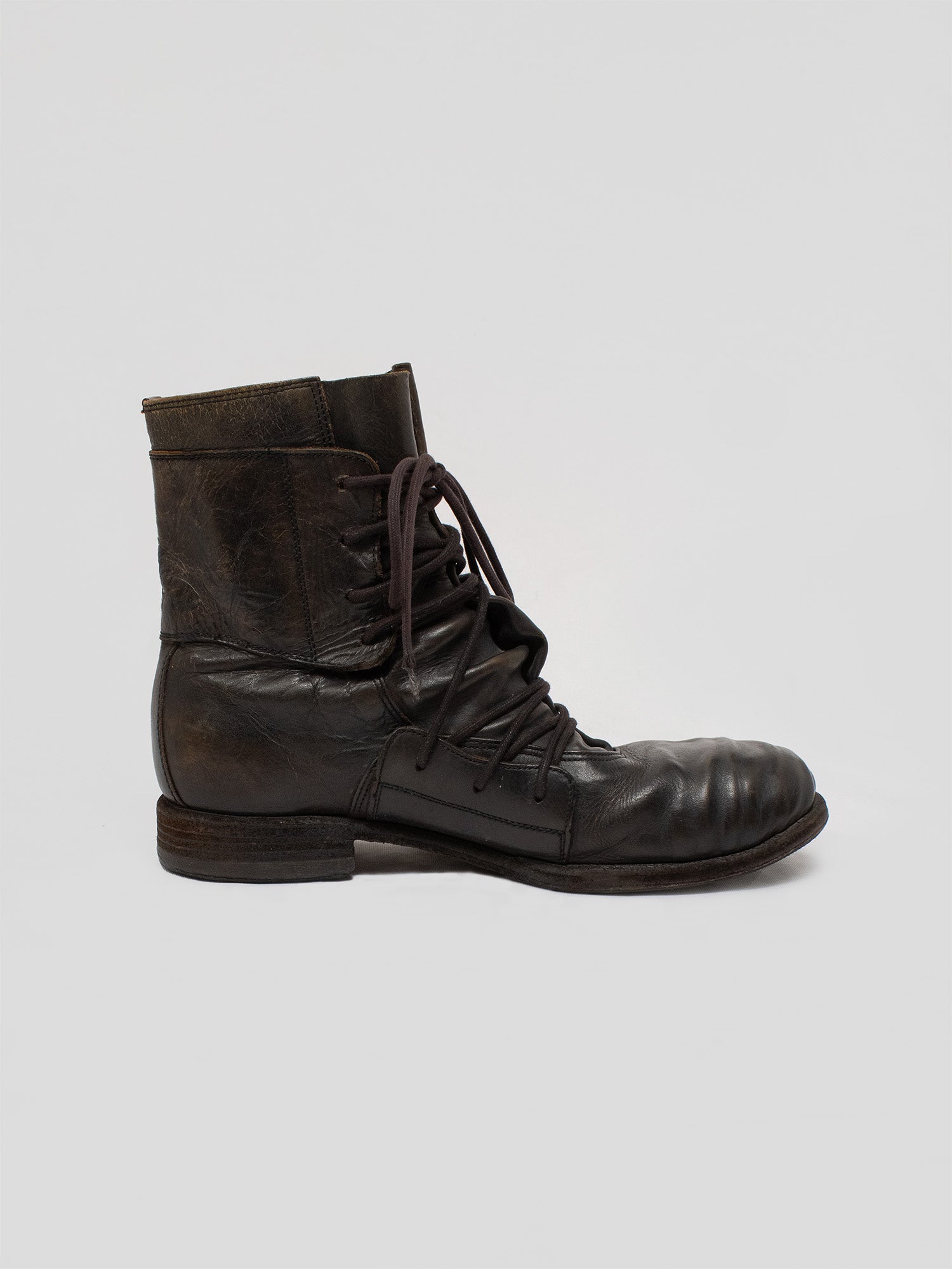 2000s Wrinkled Leather Boots