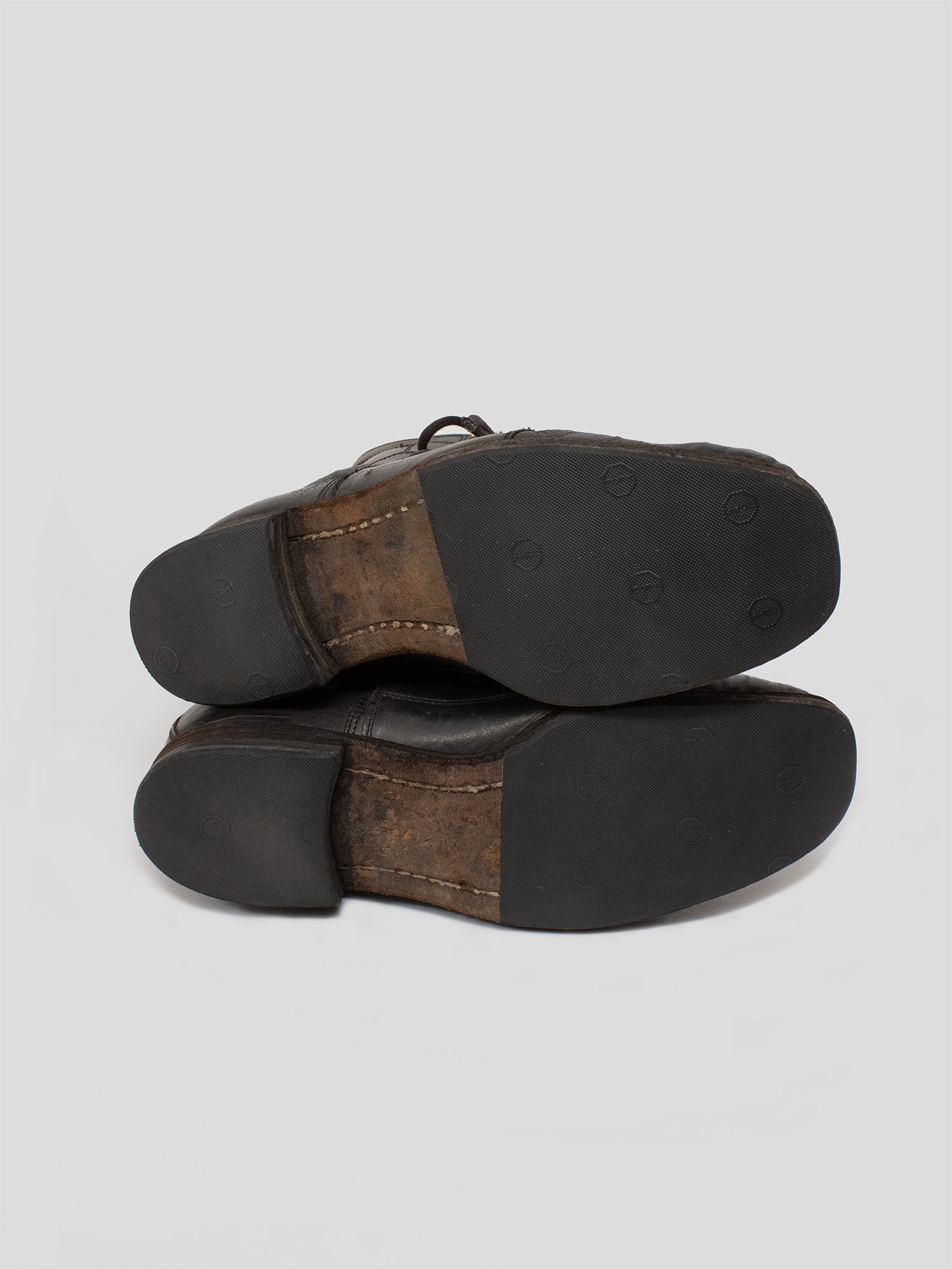 2000s Wrinkled Leather Boots