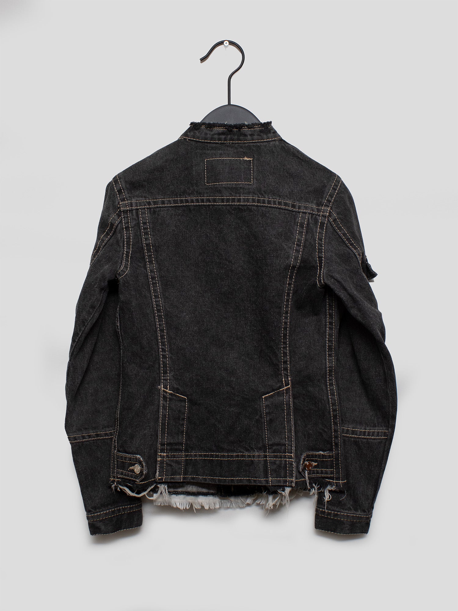 SS04 Raw-Edge Denim Jacket