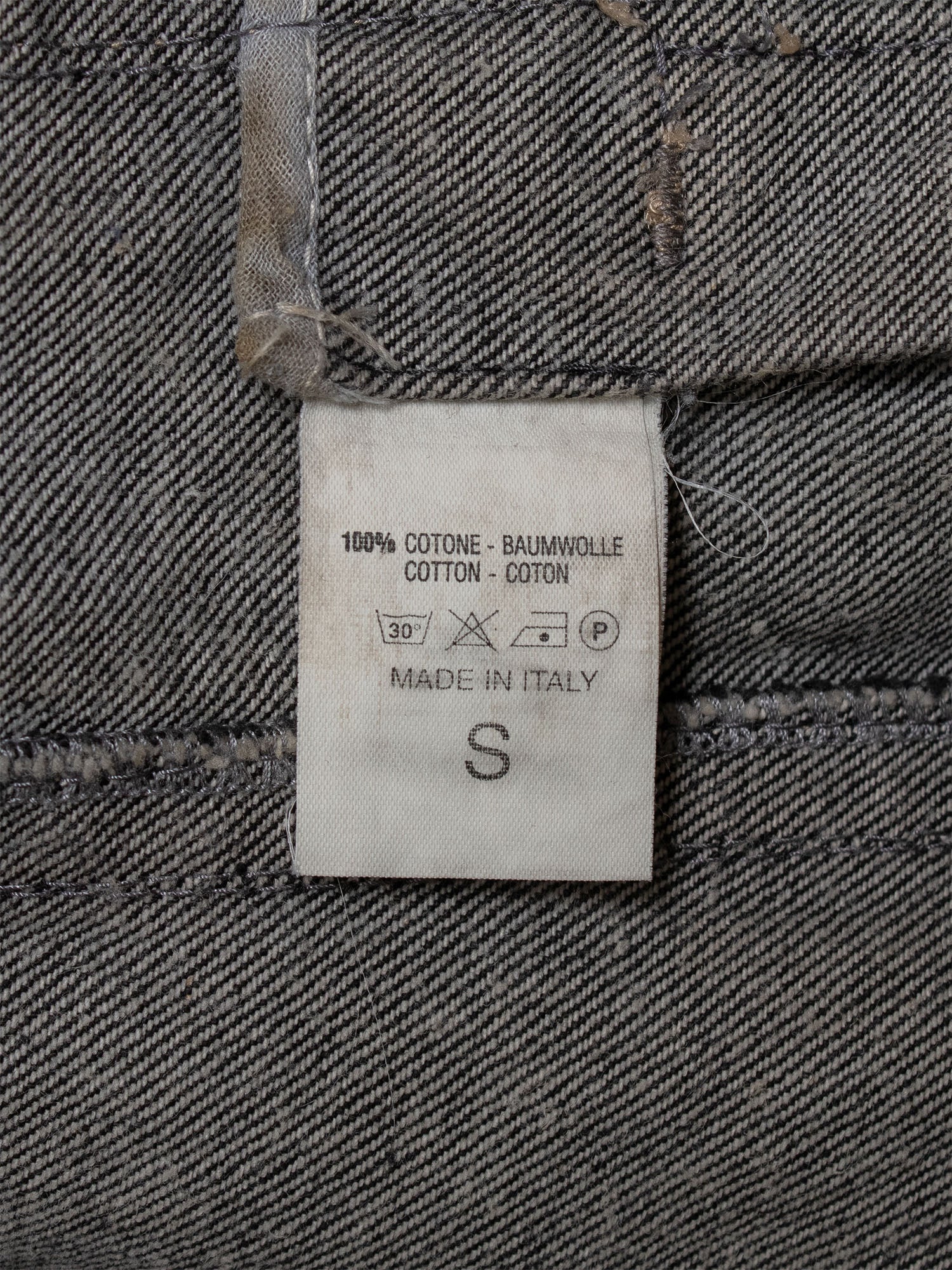 SS04 Raw-Edge Denim Jacket