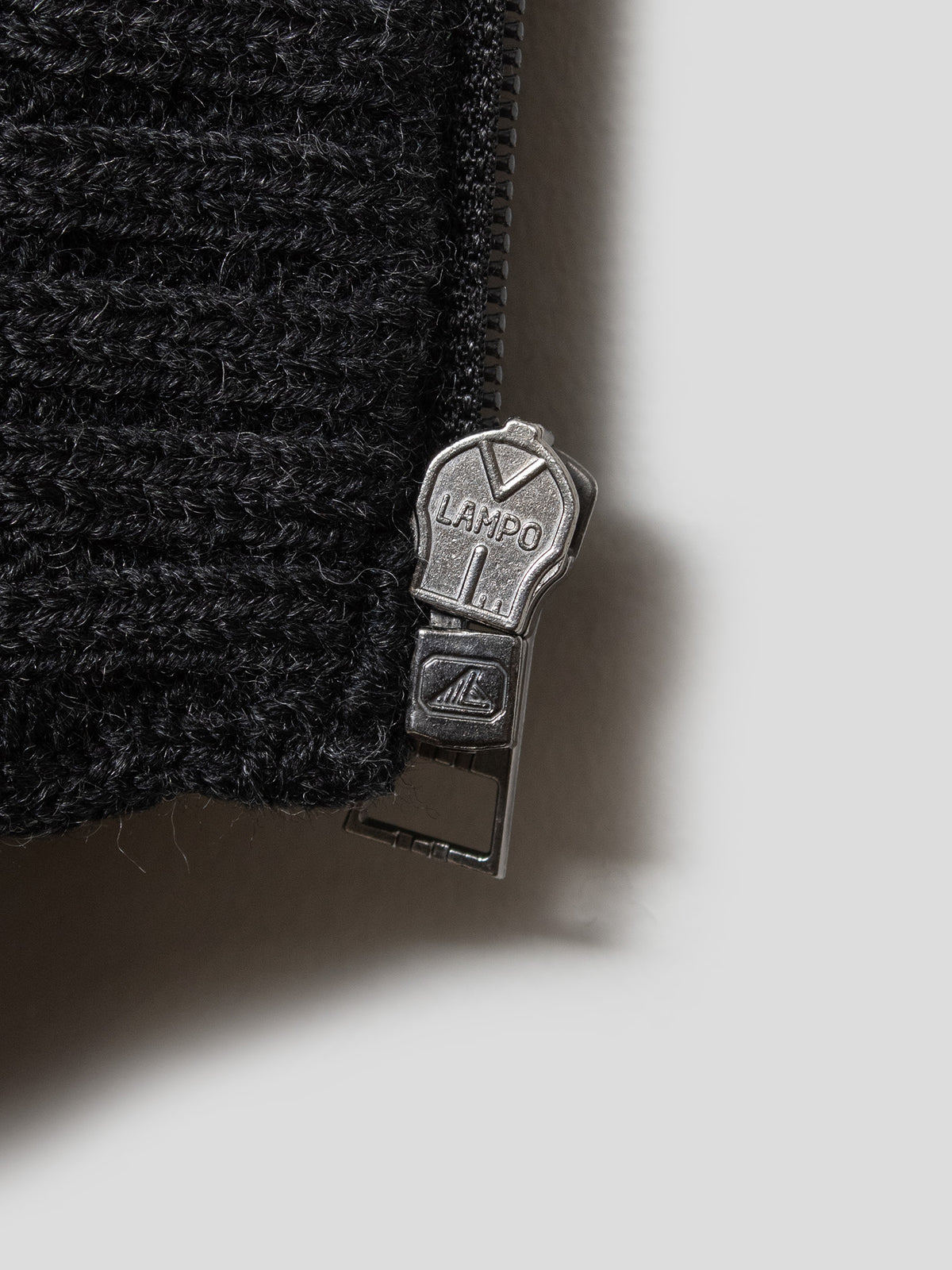 AW05 Moss-Stitch Knit Cardigan