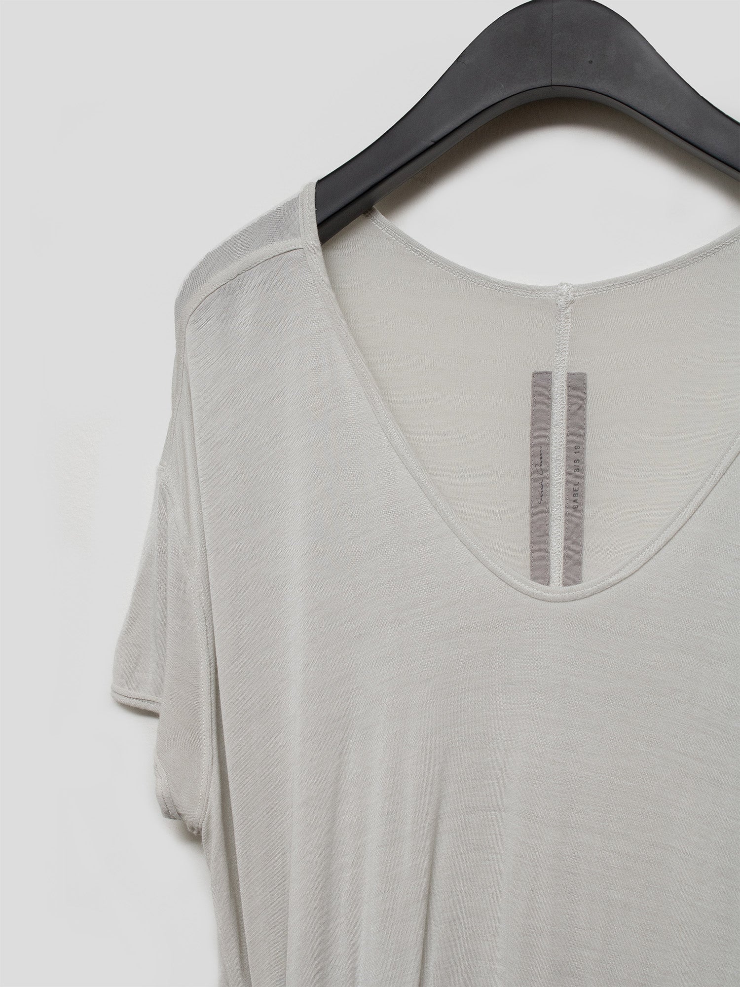 SS19 "Babel" Asymmetrical Hiked T-shirt