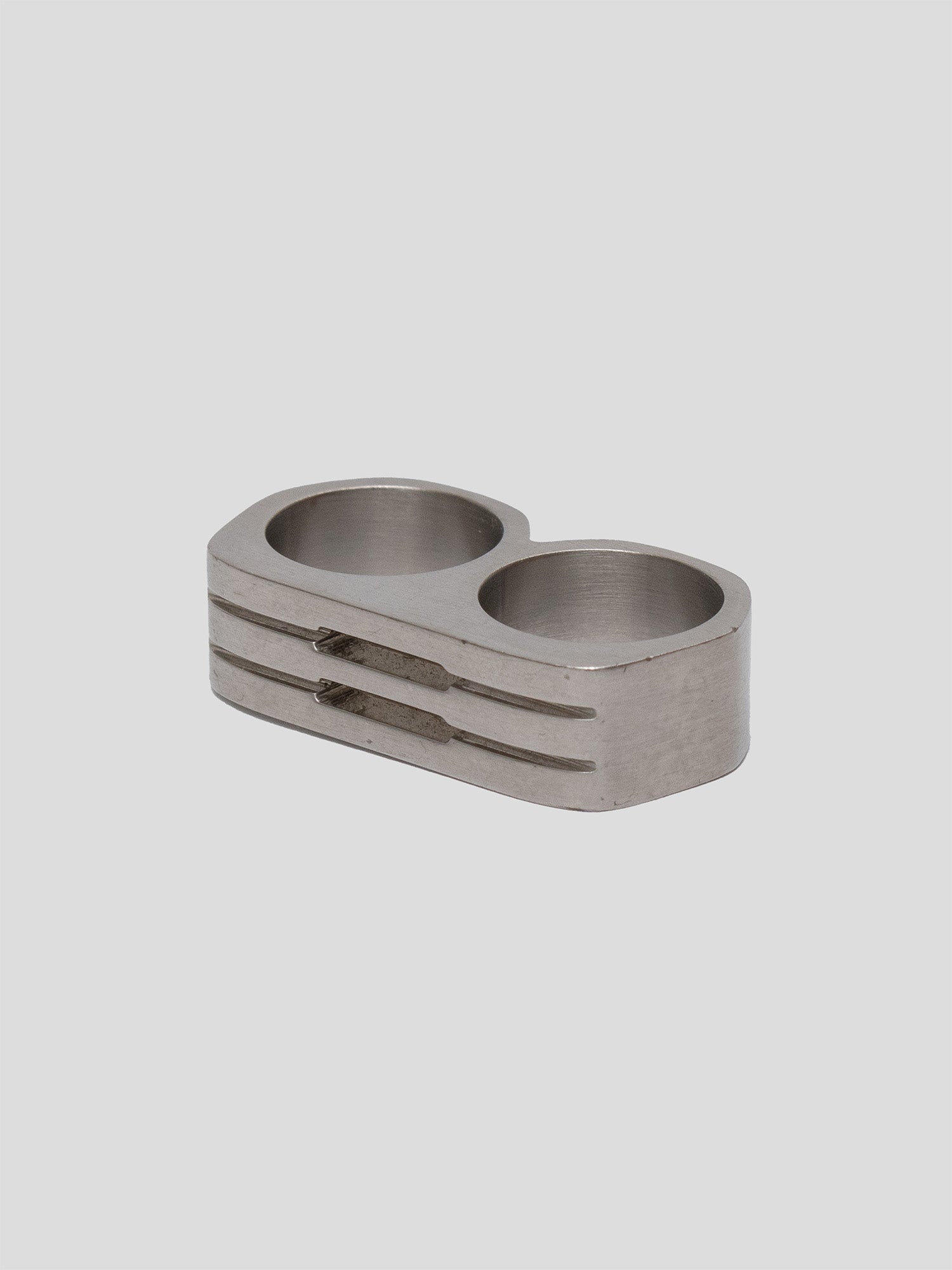 Double Grill Brass Ring