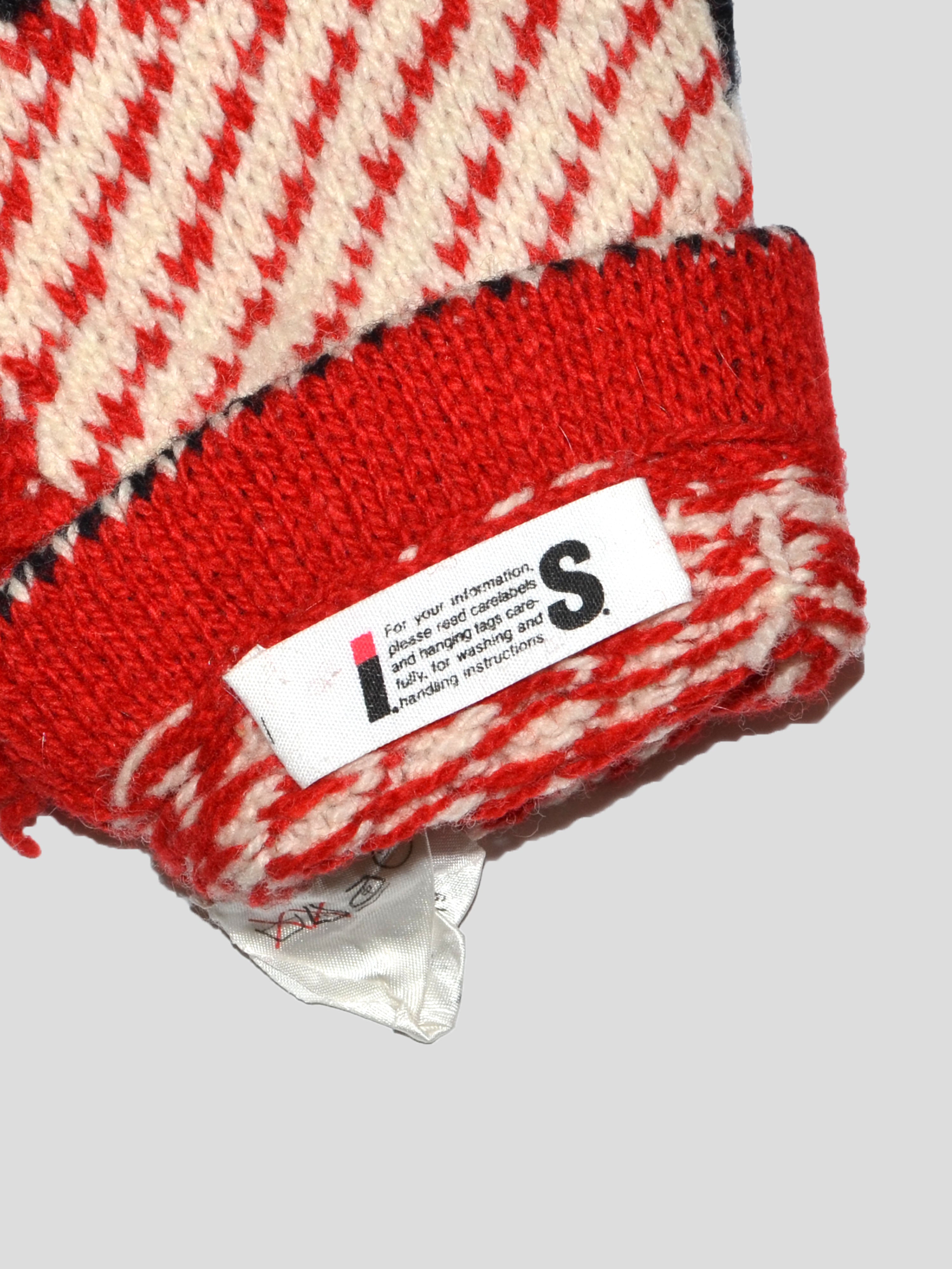 Patterned Fringe Gloves