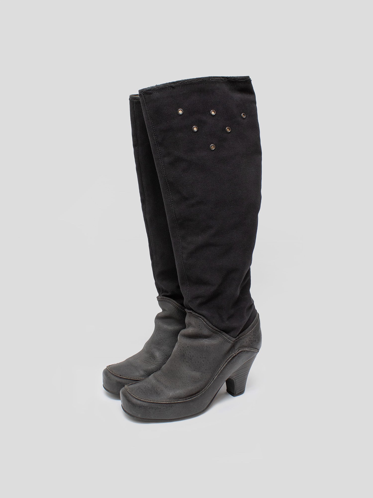 0044 Two-tone Leather Boots