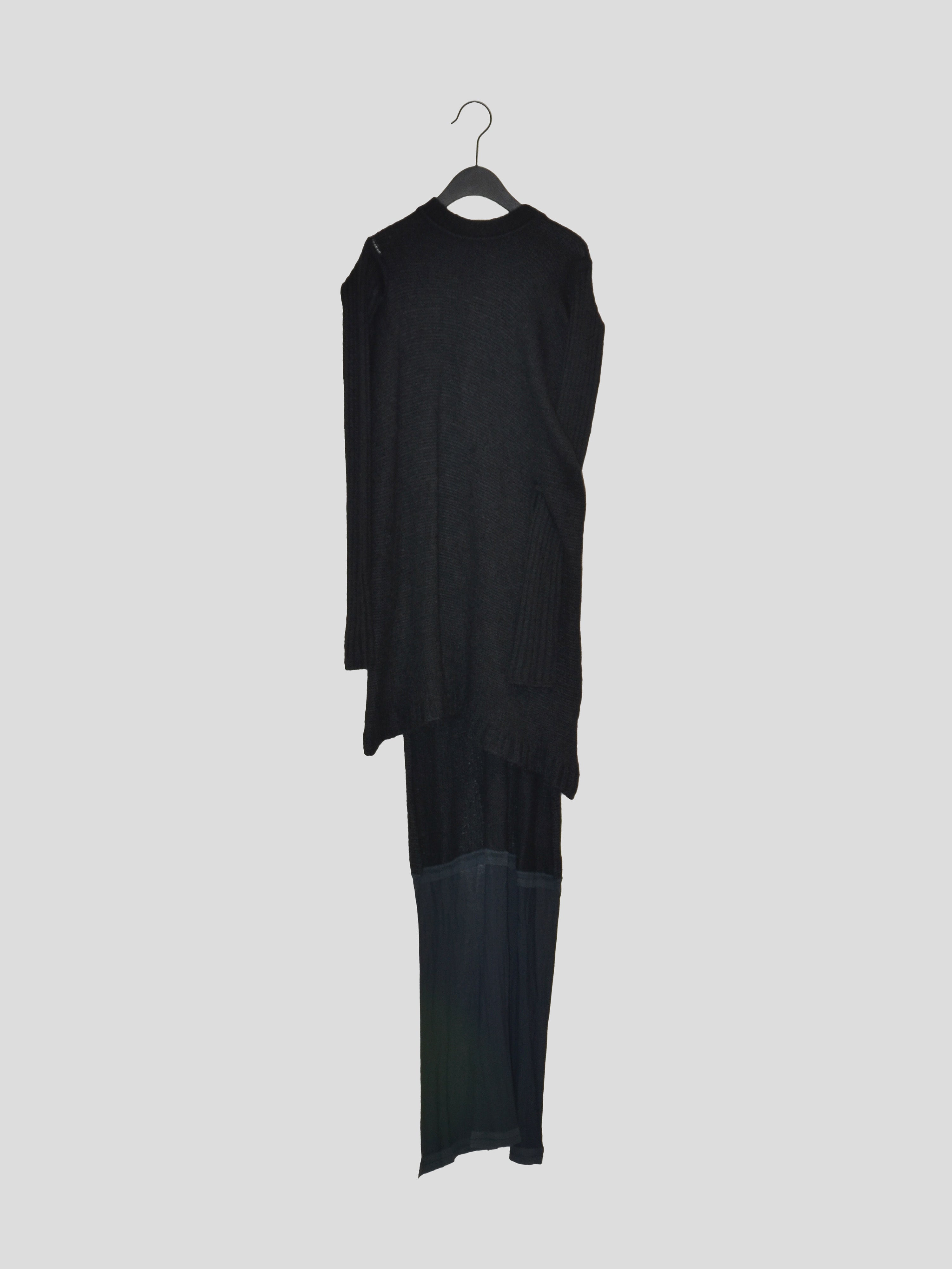 AW04 "Queen" Knitted Cloak