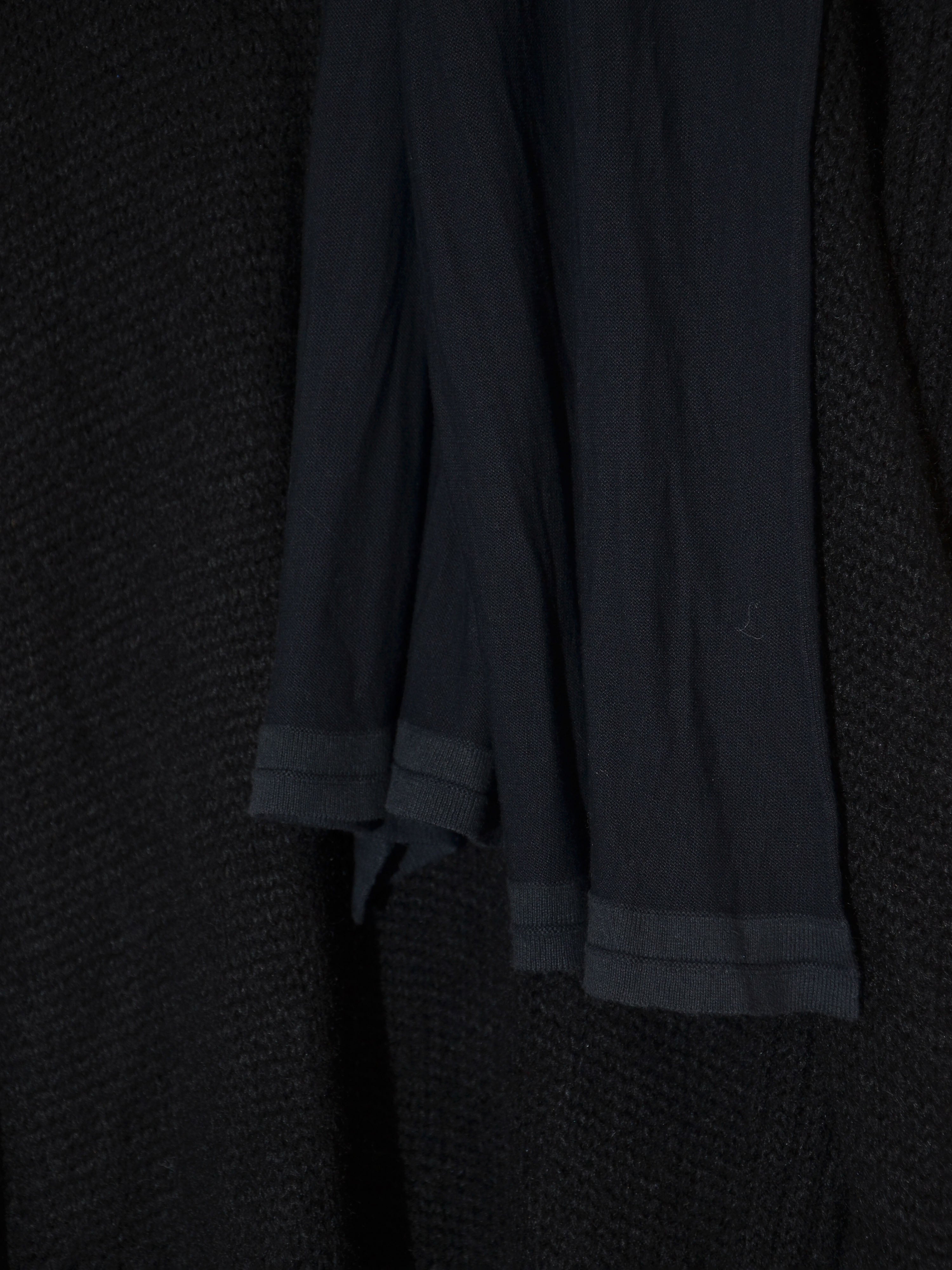 AW04 "Queen" Knitted Cloak